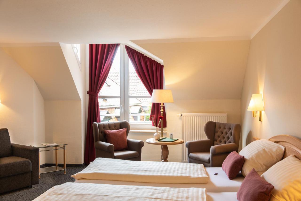 Hotel Altes Stadthaus Westerstede Extérieur photo