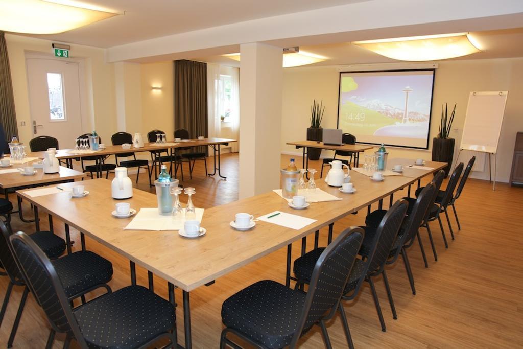 Hotel Altes Stadthaus Westerstede Extérieur photo