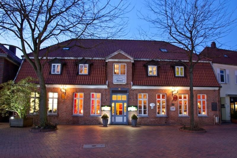 Hotel Altes Stadthaus Westerstede Extérieur photo